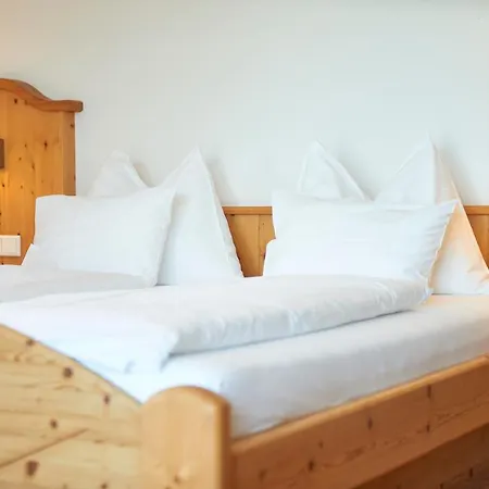 Hotel Hotel Stadler Am Attersee 4*