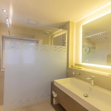 Hotel Stadler Am Attersee 4*