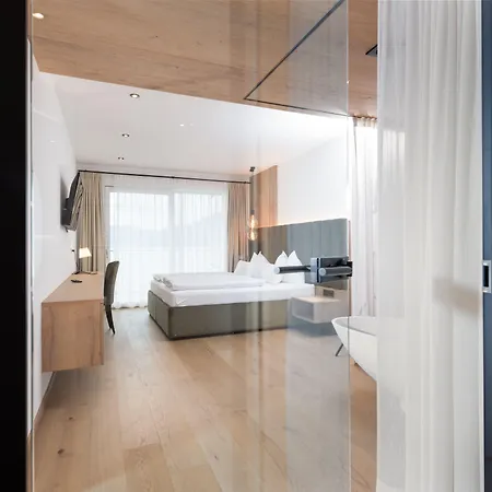 Hotel Hotel Stadler Am Attersee 4*
