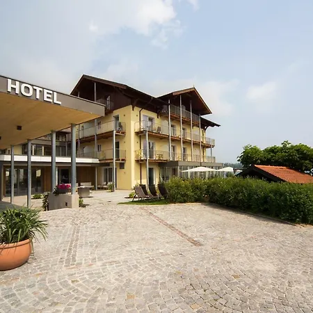 Hotel Stadler Am Attersee 4*