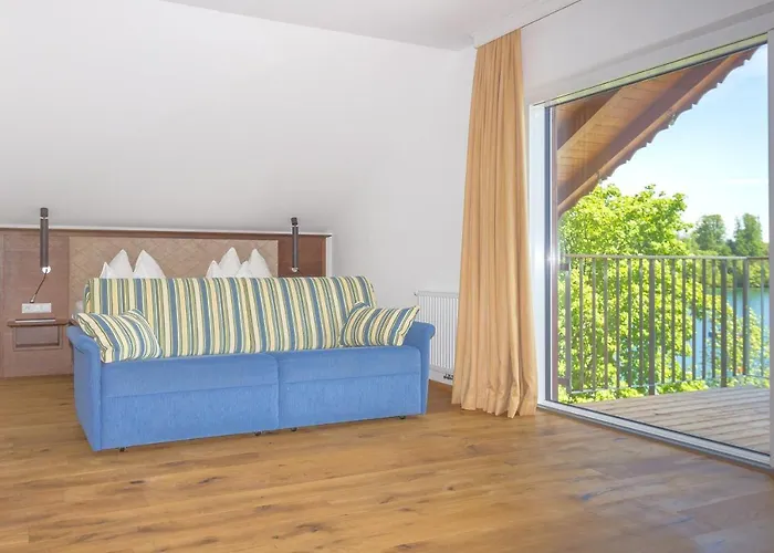 Stadler Am Attersee Hotel